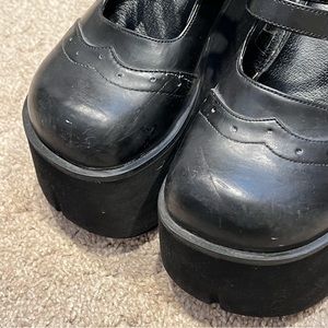 VINTAGE Hot Topic Mary Jane Platforms
